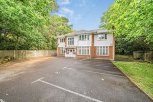 Photo 14- click for photo gallery